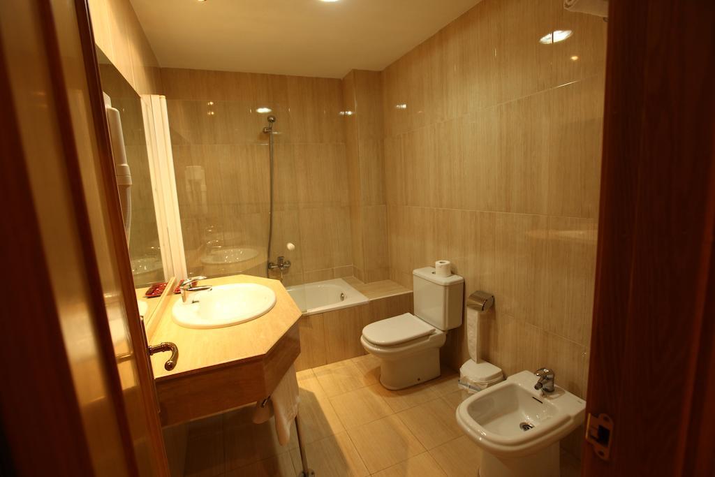 Hotel Anabel Baza